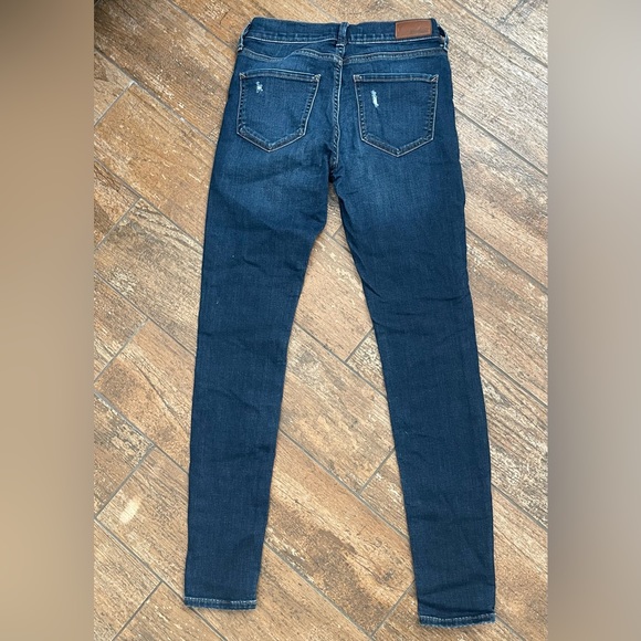 Express Women’s Mid Rise Skinny Distressed Jeans - Picture 3 of 5